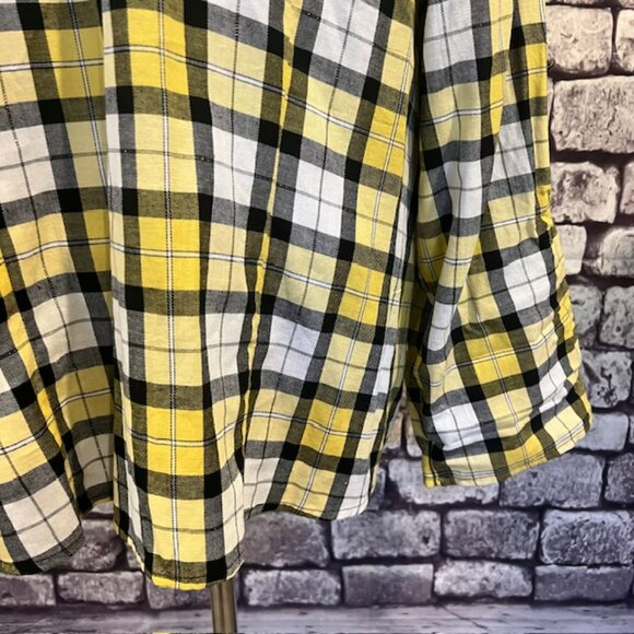 Cato NWT V-Neck Button Down Plaid Blouse Size 22/24 - Picture 7 of 10